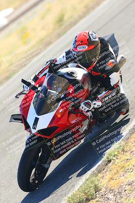 media/Oct-15-2023-TrackXperience (Sun) [[85198ff50b]]/Group 3/session 4 turn 3/